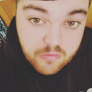 Meet your Posher, Justin